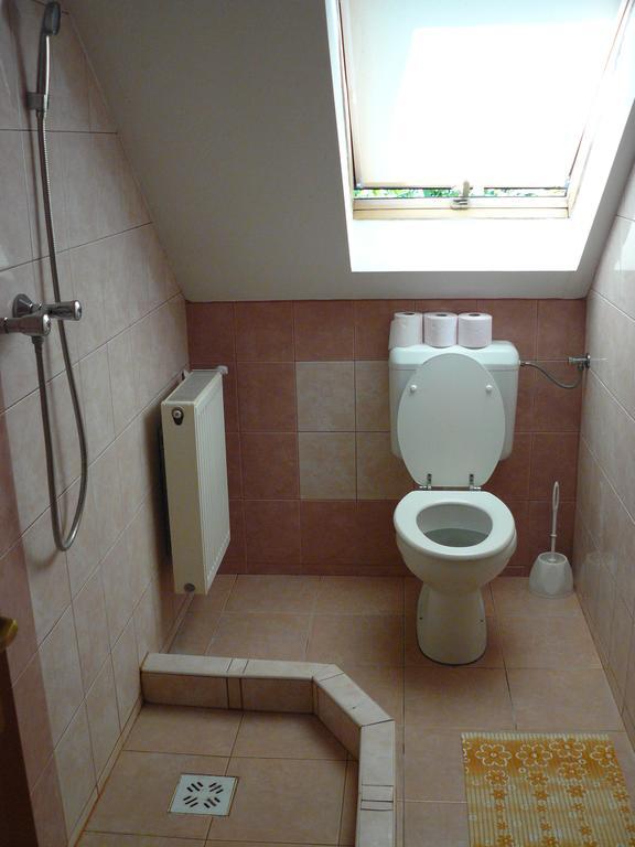 Hejo Apartman Miskolc Exteriör bild